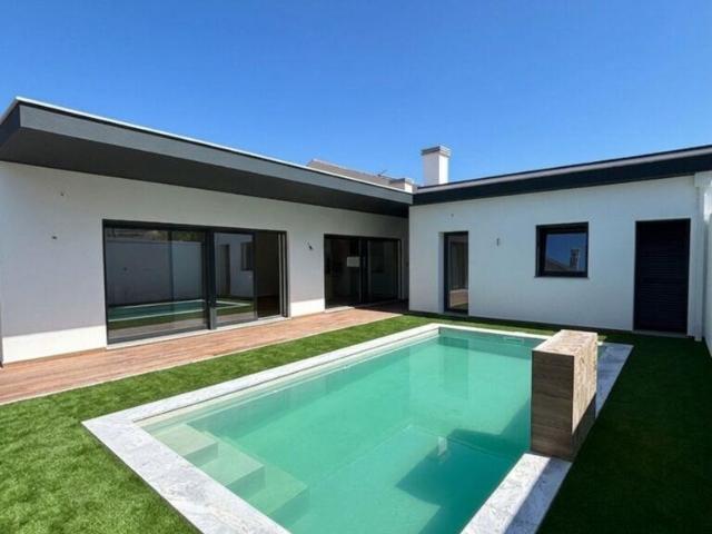 Casa / Villa T4 em Quinta do Conde de 187,00 m²