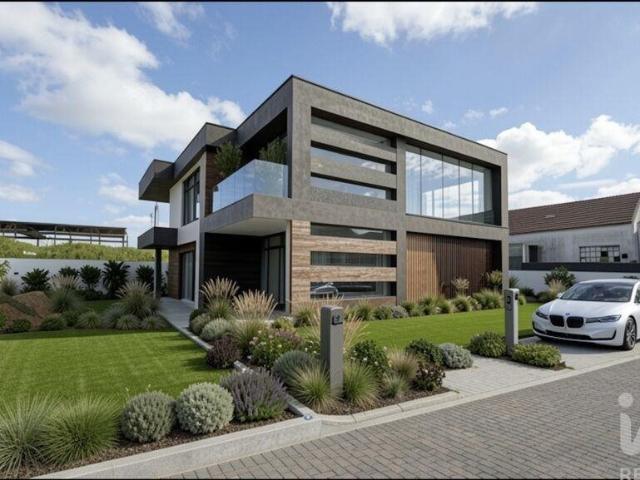 Casa / Villa T4 em São João das Lampas e Terrugem de 300,00. 300m² São João das Lampas e de Terrugem