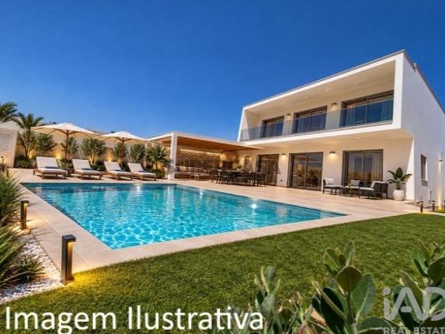 Casa / Villa T4 em São Martinho do Porto de 275 m²