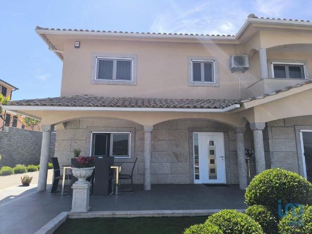 Casa / Villa T6 em Santa Maria Maior de 514,00 m²