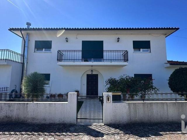 Casa / Villa T4 em Santa Marta de Portuzelo de 254 m² 254m² Viana do Castelo Santa Maria Maior e Monserrate e Meadela