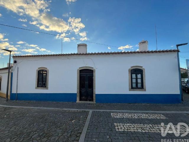 Casa / Villa T4 em Santa Clara a Nova e Gomes Aires de 326 m²