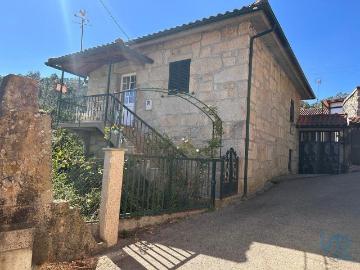 Casa / Villa T4 em Santa Cruz da Trapa e São Cristóvão de La. 126m² Santa Cruz Da Trapa