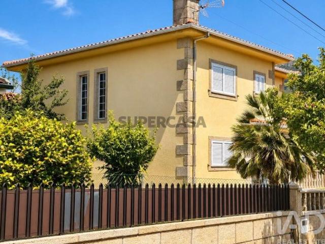Casa / Villa T4 em Torre e Portela de 180 m²