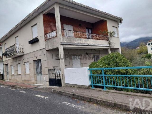 Casa / Villa T4 em Unhais da Serra de 120 m²