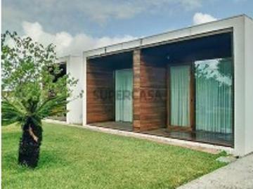 Casa / Villa T4 em Válega de 300,00 m²