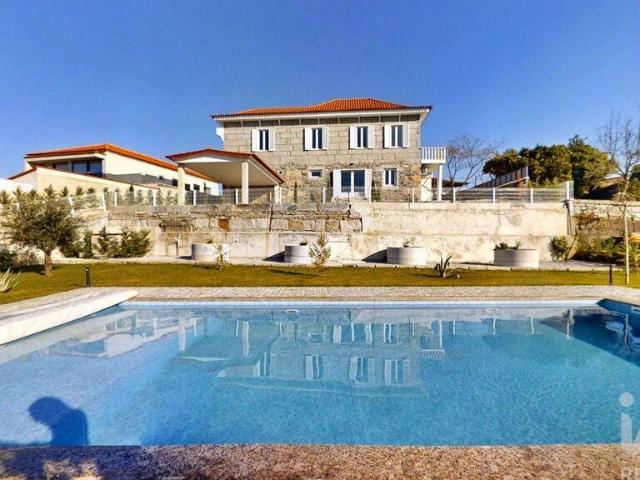 Casa / Villa T5 em Macieira da Lixa e Caramos de 281 m²