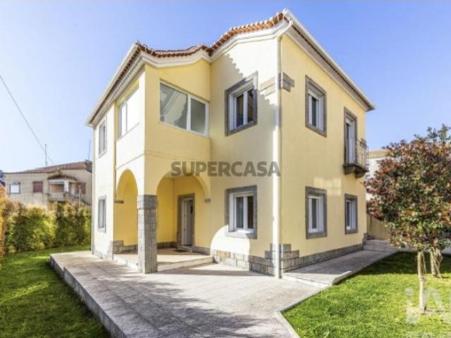 Casa / Villa T5 em Agualva e Mira Sintra