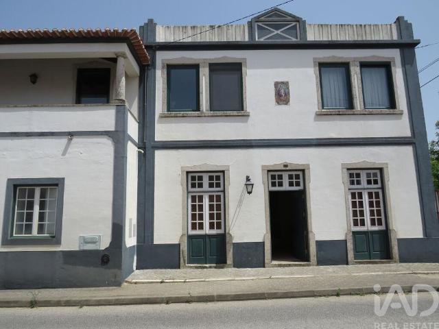 Casa / Villa T5 em Bombarral e Vale Covo