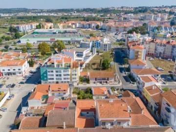 Casa / Villa T5 em Caldas da Rainha Santo Onofre e Serra do Bouro de 140 m²
