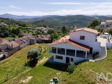 Casa / Villa T5 em Côja e Barril de Alva de 228 m²