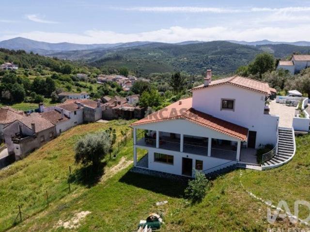 Casa / Villa T5 em Côja e Barril de Alva de 228 m²
