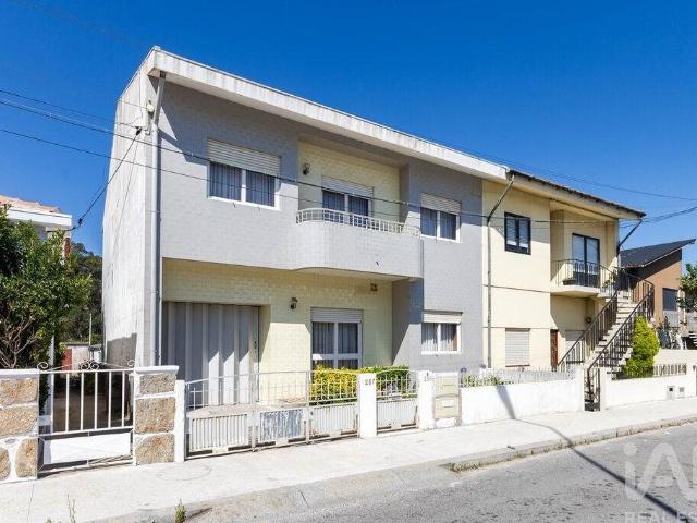 Casa / Villa T5 em Perafita, Lavra e Santa Cruz do Bispo de. 162m² Perafita, Lavra e Santa Cruz do Bispo