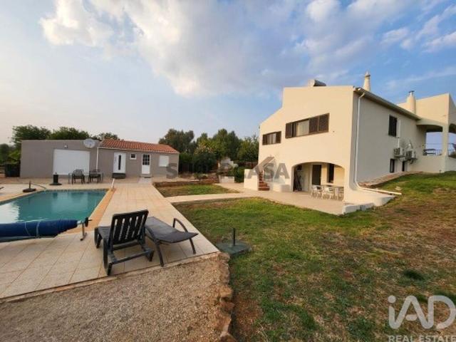 Casa / Villa T5 em São Bartolomeu de Messines de 143,3 m²