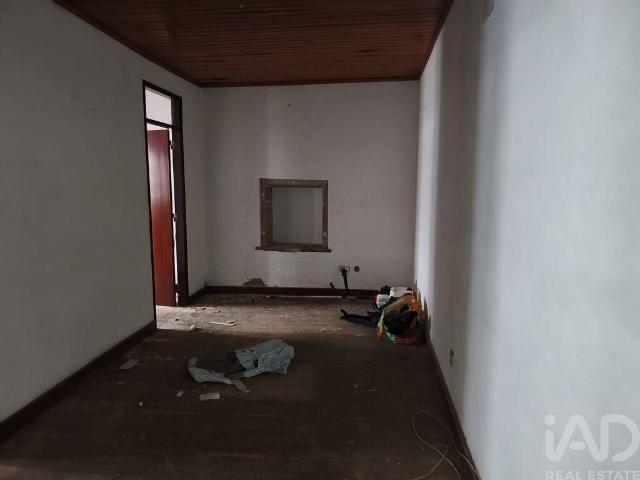 Casa / Villa T5 em Tomar São João Baptista e Santa Maria dos Olivais de 102,00 m²