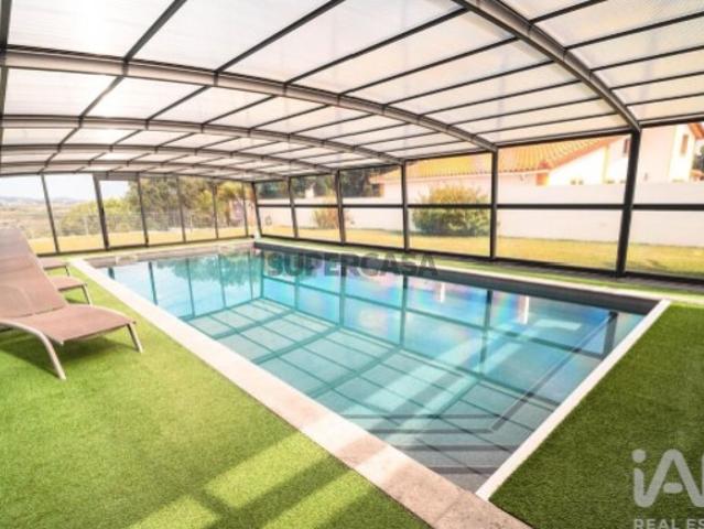 Casa / Villa T5 em Vermelha de 301,00 m²