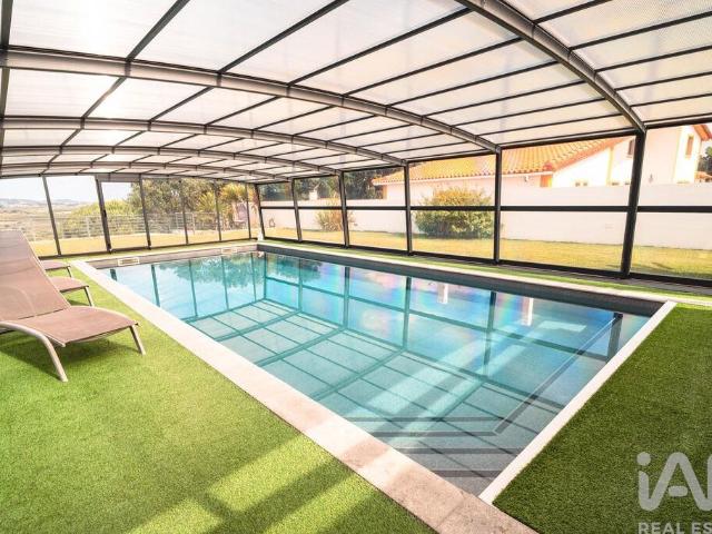 Casa / Villa T5 em Vermelha de 301,00 m²
