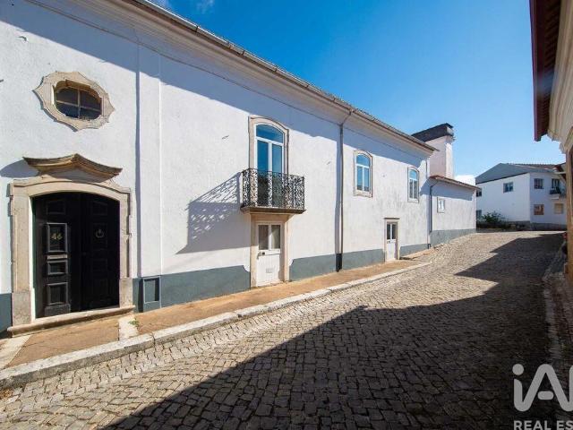 Casa / Villa T6 em Alvorge de 351,31 m²