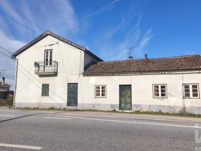 Casa / Villa T6 em de 330 m²