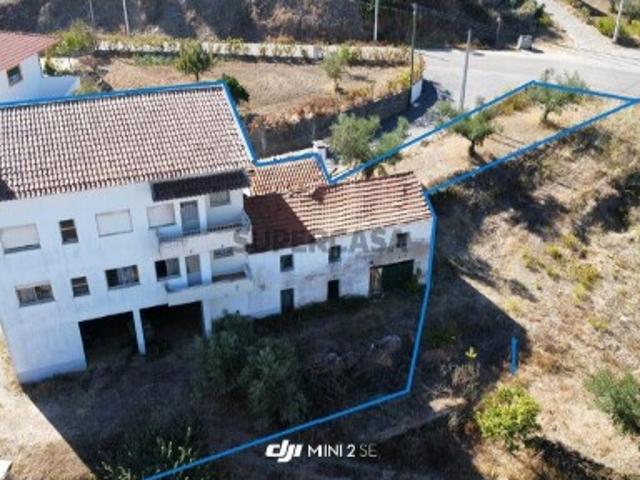 Casa / Villa T6 em Proença a Nova e Peral de 69,00 m²