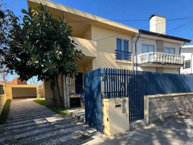 Casa / Villa T6 em São Mamede de Infesta e Senhora da Hora d. 303m² Matosinhos e Leça da Palmeira