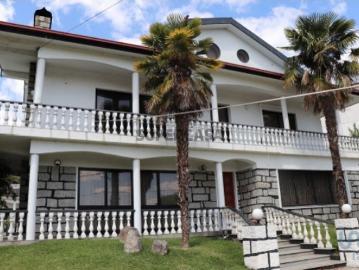 Casa / Villa T7 em Adoufe e Vilarinho de Samardã de 672,00 m²