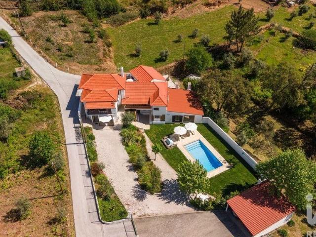 Casa / Villa T7 em Pedrógão Grande de 518,00 m² 518m² Pedrógão Grande