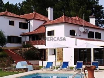 Casa / Villa T7 em Pedrógão Grande de 518,00 m²