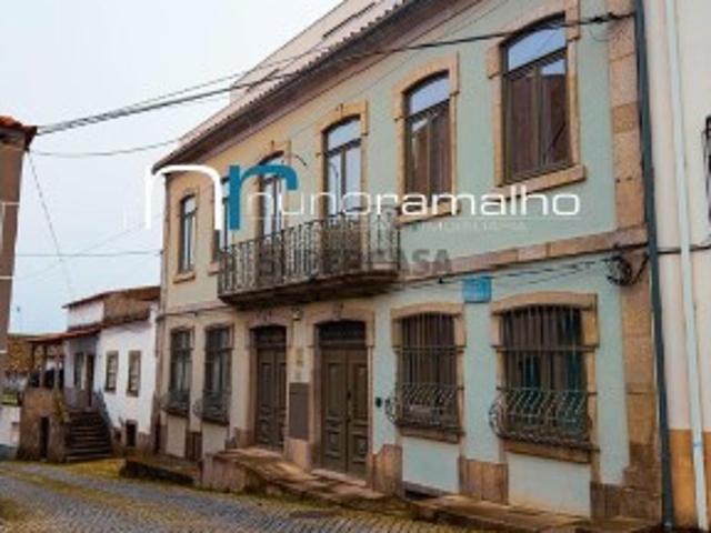 Casa / Villa T8 em Pinhel de 259 m²