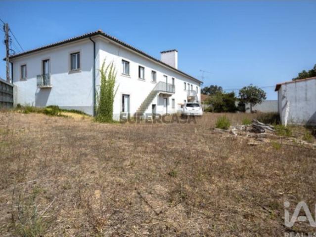 Casa / Villa T18 em Parceiros e Azoia de 764,00 m²