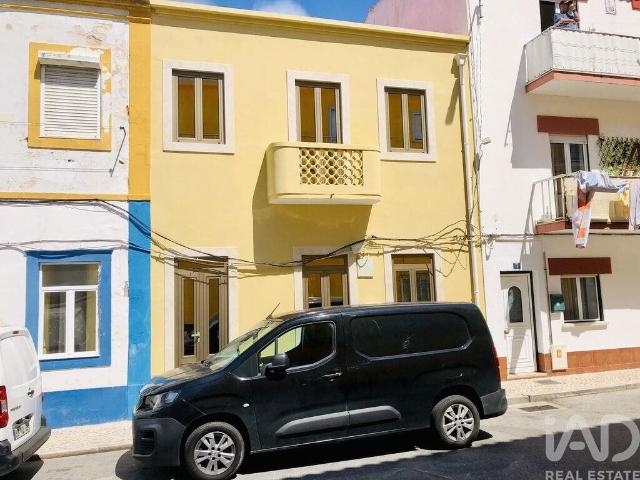Casa / Villa T1 em Nazaré de 123,00 m² 123m² Nazaré