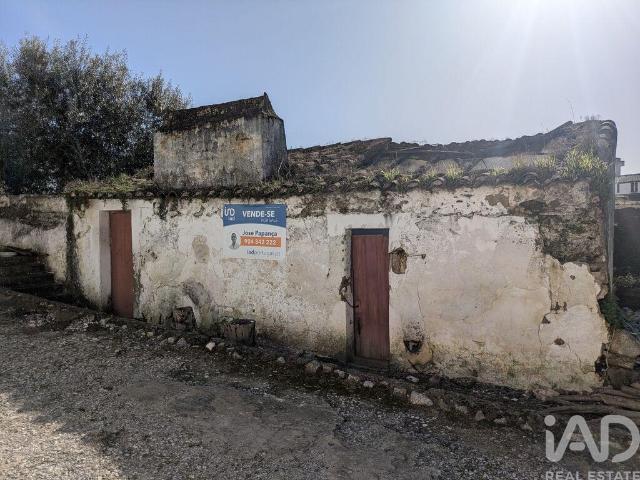 Casa / Villa T1 em Fronteira de 45 m²