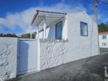 Casa / Villa T1 em Lajes do Pico de 60 m²