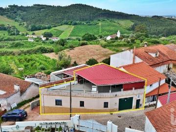 Casa / Villa T1 em Lamas e Cercal de 47 m² 47m² Lamas e Cercal