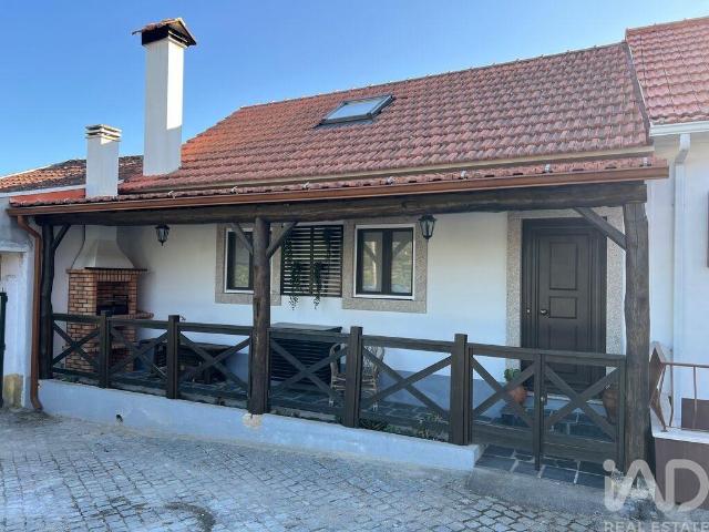 Casa / Villa T1 em Pedrógão Pequeno de 112 m²