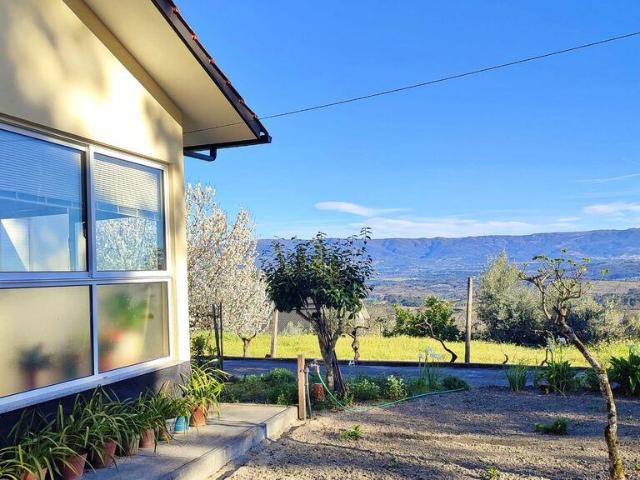 Casa / Villa T2 em Santiago de Cassurrães e Póvoa de Cervães de 120 m²