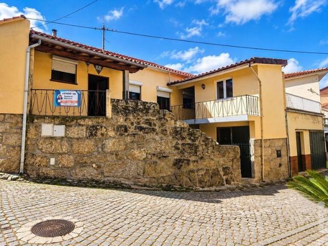 Casa / Villa T2 em Meruge de 182 m²