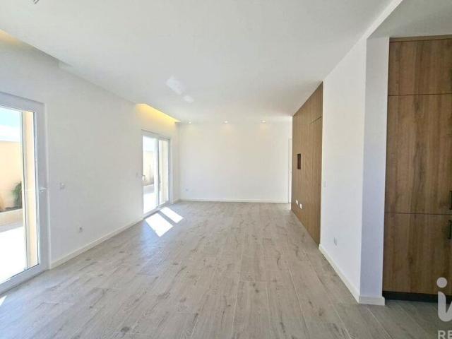 Casa / Villa T2 em Atouguia da Baleia de 100 m²