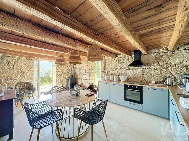 Casa / Villa T2 em Alpendorada, Várzea e Torrão de 150 m² 150m² Eja