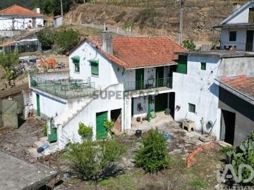 Casa / Villa T2 em Candedo de 209 m²