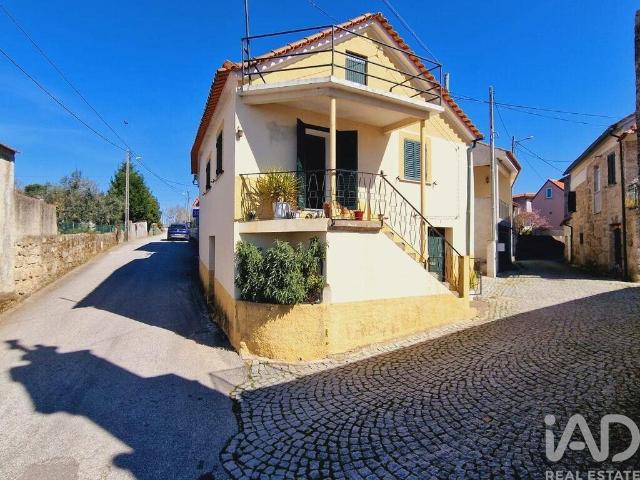 Casa / Villa T2 em Carregal do Sal 134m² Currelos, Papízios e Sobral