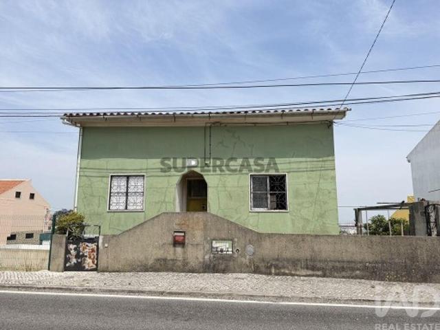 Casa / Villa T2 em Ramada e Caneças de 50 m²