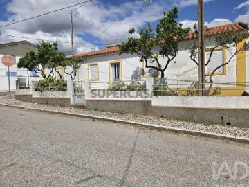 Casa / Villa T2 em Veiros de 143 m²