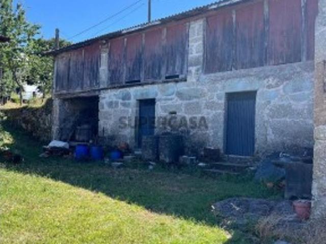 Casa / Villa T2 em Vilela, Seramil e Paredes Secas de 144 m²