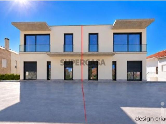 Casa / Villa T3 em Mafra de 143,00 m²