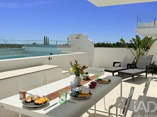 Casa / Villa T3 em Moncarapacho e Fuseta de 132,00 m² 132m² Luz de Tavira e Santo Estêvão