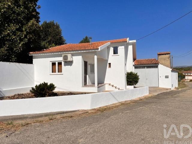Casa / Villa T3 em Aguada de Cima de 67 m²