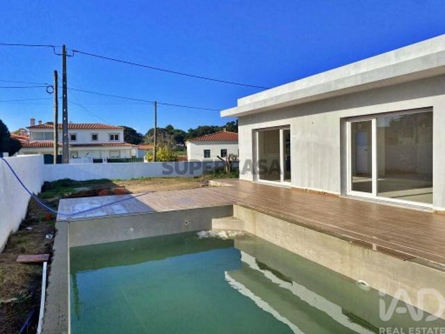 Casa / Villa T3 em Caldas da Rainha Nossa Senhora do Pópulo, Coto e São Gregório de 175,00 m²
