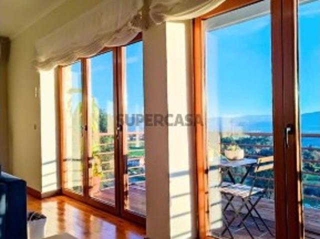 Casa / Villa T3 em Candemil e Gondar de 325,00 m²
