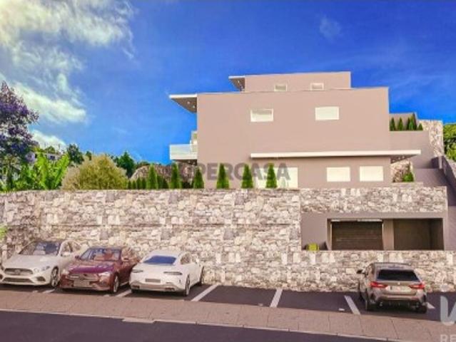 Casa / Villa T3 em Caniço de 211,00 m²